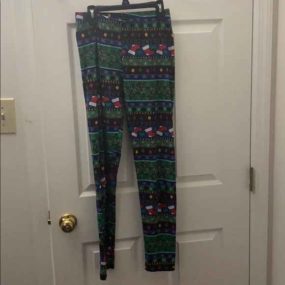soft christmas pants❤️💚 - Picture 2 of 4